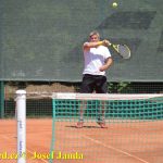 Jan Šimek porazil Libora Bednáře a završil na tenisovém Memoriálu Františka Štroufa hattrick