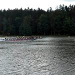 Ratmírovský rybník ovládly dračí lodě. Úspěch slavily domácí týmy
