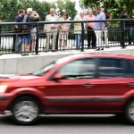 K bezpečí chodců i motoristů na frekventované silnici z Českých Budějovic na Písek přispěl kraj přes 7,5 milionu