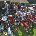 Volyňské koupaliště obsadili automobiloví a motocykloví veteráni