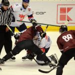 Budějovičtí hokejisté v parádní bitvě těsně padli se Spartou. Gulaš se za Motor trefil po devíti letech