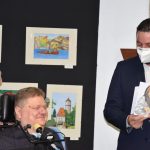 Na výstavu ústy malujícího Pavla Hejhala přišly v Milevsku desítky lidí