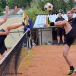 Složky integrovaného záchranného systému po náročné sezoně odpočívaly na sportovním poli