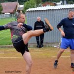 Složky integrovaného záchranného systému po náročné sezoně odpočívaly na sportovním poli