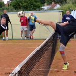 Složky integrovaného záchranného systému po náročné sezoně odpočívaly na sportovním poli