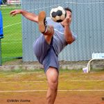 Složky integrovaného záchranného systému po náročné sezoně odpočívaly na sportovním poli