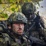 Sestřelit nepřátelský letoun i velet jednotkám. Nejen to trénují strakoničtí vojáci do mise