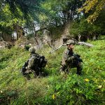 Sestřelit nepřátelský letoun i velet jednotkám. Nejen to trénují strakoničtí vojáci do mise