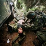 Sestřelit nepřátelský letoun i velet jednotkám. Nejen to trénují strakoničtí vojáci do mise