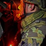 Sestřelit nepřátelský letoun i velet jednotkám. Nejen to trénují strakoničtí vojáci do mise