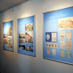 Historii jindřichohradeckého školství ukazuje výstava na Fakultě managementu