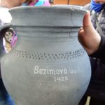 Sobotníci si v Sezimově Ústí prohlédli nálezy keramiky. S archeology nahlédli do minulosti