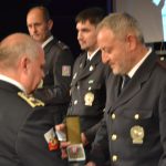 Desítky policistů byly oceněny, medaili převzali i dva muži za záchranu života