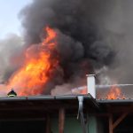 Požár truhlárny byl zcela zlikvidován až druhý den dopoledne. Škoda je v milionech