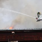 Požár truhlárny byl zcela zlikvidován až druhý den dopoledne. Škoda je v milionech