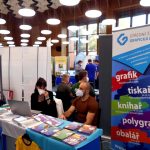 Více než padesát středních škol a učilišť se budoucím studentům představilo na burze v Jindřichově Hradci