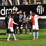 Dynamo se na konci muselo bránit v deseti, přesto urvalo cenný bod s mistrovskou Slavií