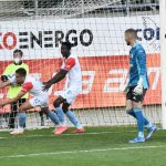 Dynamo se na konci muselo bránit v deseti, přesto urvalo cenný bod s mistrovskou Slavií