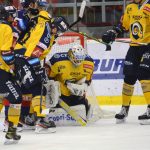 VIDEO: Motor ve třetí třetině otočil zápas se Zlínem. V závěru čaroval brankář Hrachovina