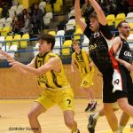 Z juniorského basketbalu v jihočeském derby bolely oči