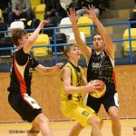 Z juniorského basketbalu v jihočeském derby bolely oči