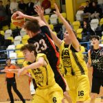 Z juniorského basketbalu v jihočeském derby bolely oči