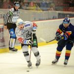 Motor doma nestačil na Vary. Vondráček udeřil třikrát v oslabení a přepsal historii