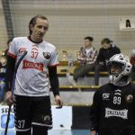 Florbalisté doma načepovali soupeři strakonickou desítku