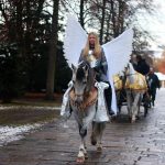 Andělský rytíř vyzvedl dětská přání pro Ježíška a rozsvítil vánoční strom