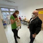 Dudák odměňuje pivem očkované třetí dávkou ve strakonickém OČKOcentru