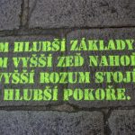 Našlapujte pozorně. Pod nohama totiž promlouvá Karel Havlíček Borovský