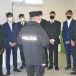 Ocenění za záchranu matky a dítěte dostalo sedm studentů a dva policisté