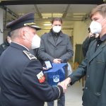 Ocenění za záchranu matky a dítěte dostalo sedm studentů a dva policisté