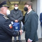 Ocenění za záchranu matky a dítěte dostalo sedm studentů a dva policisté
