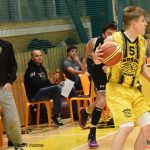 Ve šlágru kola mladí Sršni favoritu zdatně sekundovali a zvedali diváky ze sedadel