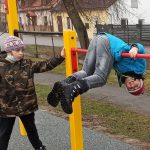 Obyvatelé Všemyslic si pod stromeček nadělili novou venkovní tělocvičnu