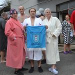 Otužilci na Nový rok plavali v Otavě, podmínky ale příliš zimní nebyly