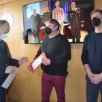 Novými Gentlemany silnic se stali dva muži, kteří loni zachránili seniora z potápějícího se auta