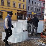 Jindřichohradecké náměstí Míru ozdobí anděl z ledu