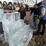 Jindřichohradecké náměstí Míru ozdobí anděl z ledu
