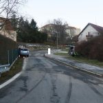 Muž před policisty ujížděl, po nehodě se v autě uzamkl. Měl k tomu dobrý důvod