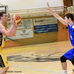 Vyrovnaný duel prohráli Sršni až ve čtvrtém dějství