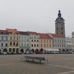 Už na jaře přestane být budějovické náměstí obrovskou kruhovou křižovatkou. Město tu omezí dopravu i parkování