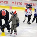 VIDEO: Týden hokeje slaví jubileum. V Milevsku bruslilo patnáct dětiček