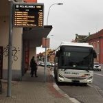 Táborské zastávky u polikliniky mají digitální směrové tabule