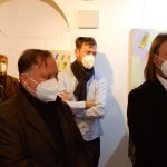 Malbu a porcelán z dílny Lenky Sárové Malíské vystavují v Táboře U Radnice