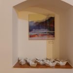 Malbu a porcelán z dílny Lenky Sárové Malíské vystavují v Táboře U Radnice