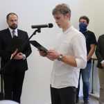 Škola uctila památku obětí holocaustu. Deska nese jména popravených a zabitých