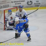 Kohouti naložili Chebu sedmičku. Zahráli si i mladíci