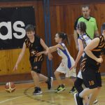 VIDEO: Malé basketbalistky udělaly své trenérce radost. Čím?